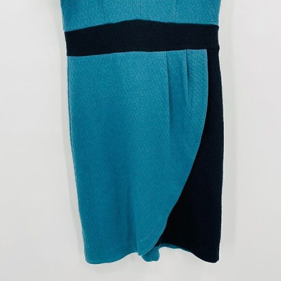 Maeve Anthropologie Size Medium Teal & Black Splitshade Tulip Hem Vneck Dress - Picture 4 of 10